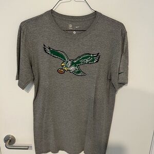 Nike Gray Men's Tee with Eagle Graphic